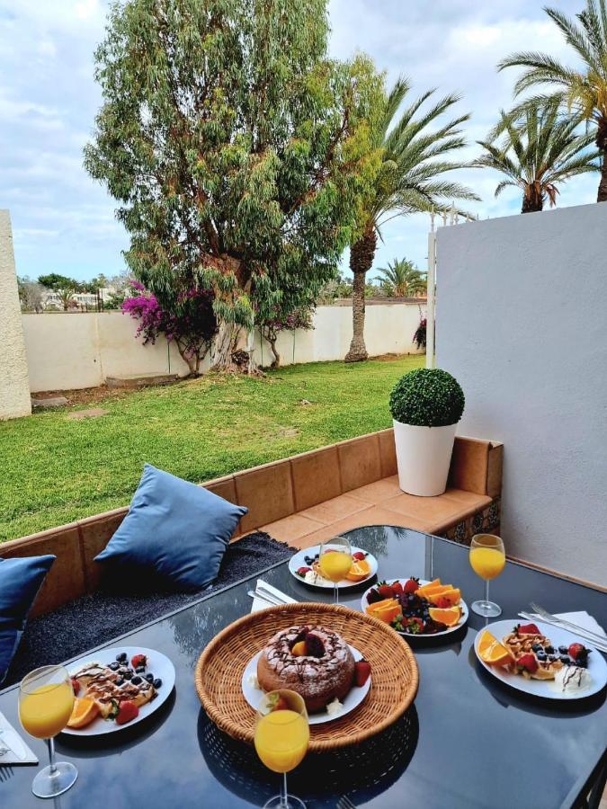 Stunning Lovely Flat With Pool And Strong Wi-Fi, 31 Arona  Exterior foto