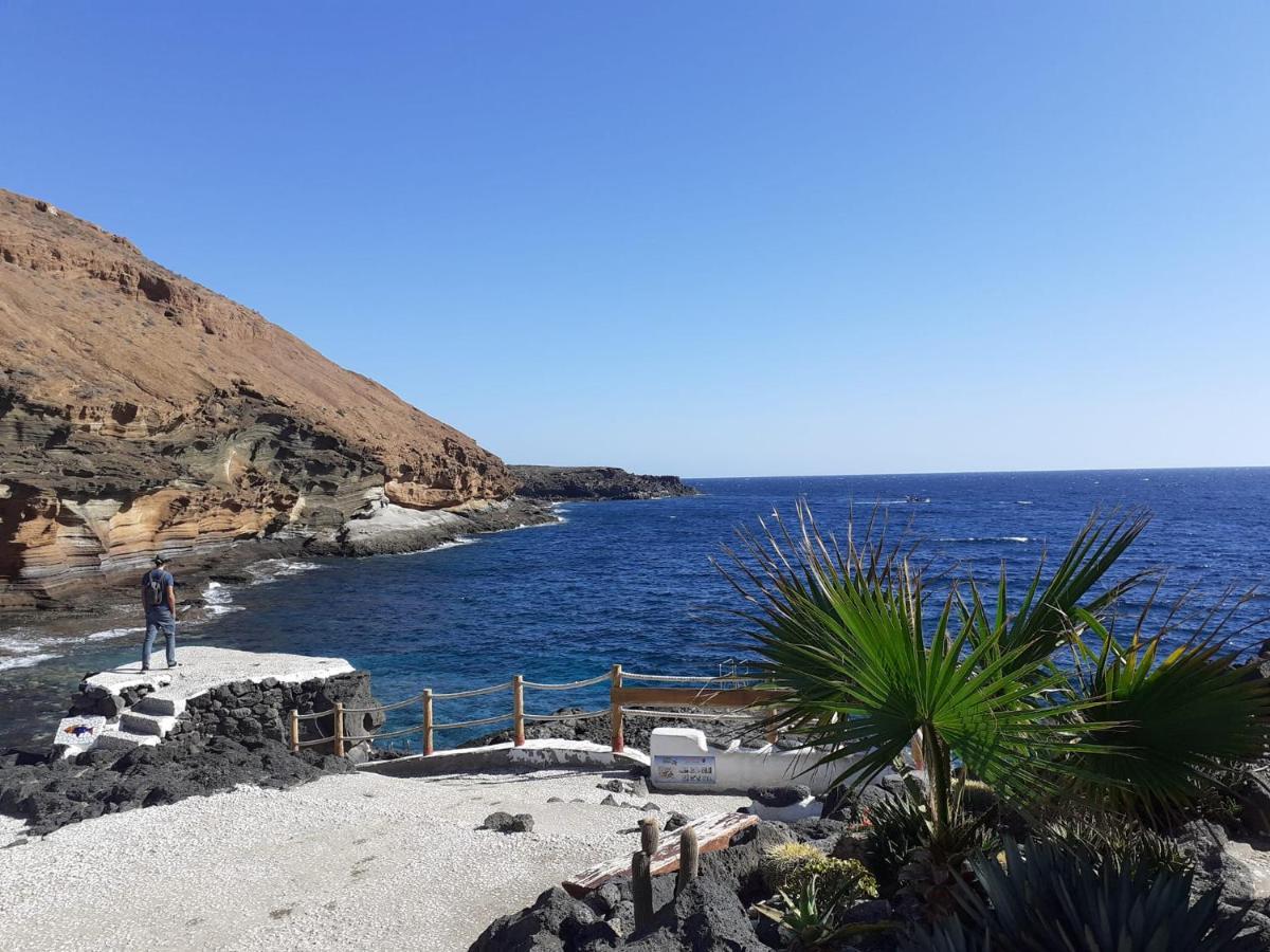 Stunning Lovely Flat With Pool And Strong Wi-Fi, 31 Arona  Exterior foto